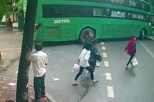 Cảnh sát thông báo thủ đoạn lừa đảo trên mạng, đường dây đưa người sang Campuchia