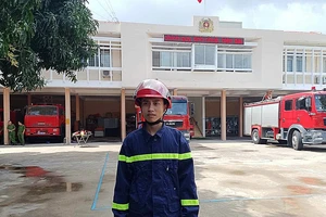 Người lính chữa cháy chia sẻ khoảnh khắc sơ cứu bé trai 3 tuổi trên xe cấp cứu