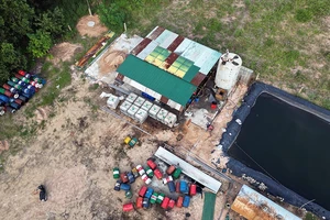 Bình Thuận: Phát hiện cơ sở sản xuất dầu nhớt giả đã tiêu thụ hàng ngàn lít tại TPHCM