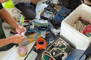 Khen thưởng thiếu tá công an trong chuyên án triệt phá đường dây mua bán vũ khí