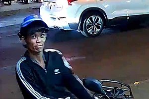 Kẻ trộm xe máy gọi cho khổ chủ trả lại xe vì bị nhận diện trên Facebook