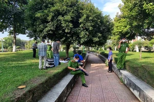 Điều tra người đàn ông tử vong bất thường tại công viên