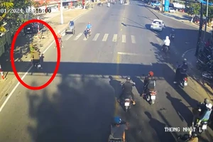 Kẻ tông thẳng xe máy vào đại úy công an ở Bình Thuận bị điều tra tội giết người