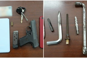 Nhóm chuyên trộm xe máy trữ nhiều dao, súng