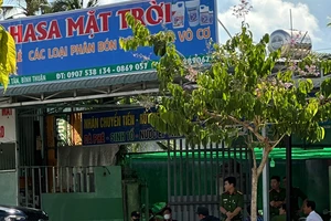 50 cảnh sát bao vây, khám xét 3 điểm sản xuất phân bón ở tỉnh Bình Thuận