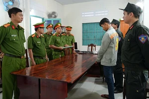 Vừa ra tù lại tiếp tục đi cướp giật