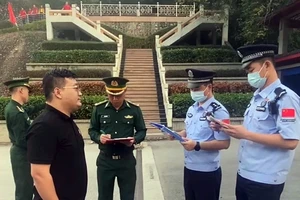 2 người Trung Quốc có lệnh truy nã quốc tế lẩn trốn tại Đắk Lắk bị bắt