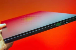 Kỷ luật một nguyên hiệu trưởng ở Bình Thuận do chiếm dụng 3 laptop của trường