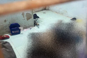 Tìm tung tích người đàn ông hơn 55 tuổi tử vong trong phòng trọ