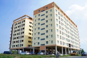 Bình Thuận: Vì sao chung cư 439 tỉ đồng 9 năm chưa xây xong?