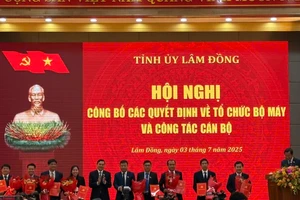 Công bố lãnh đạo các cơ quan thuộc Tỉnh ủy, UBND tỉnh Lâm Đồng