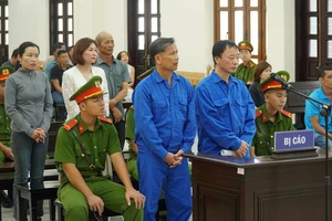 Tú "ác" khai thác cát trái phép rồi 5 lần bỏ tiền chạy án