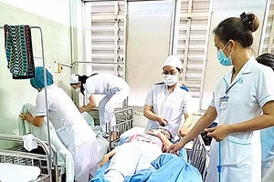 Lâm Đồng: Hàng trăm bác sĩ, viên chức y tế sẽ về xã từ 3 tháng đến 3 năm