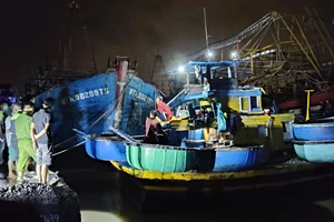 Điều tra vụ người đàn ông rơi xuống biển tử vong 