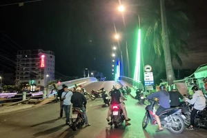 Thanh niên 16 tuổi bị sát hại vô cớ trên cầu Dục Thanh chỉ vì một cái nhìn