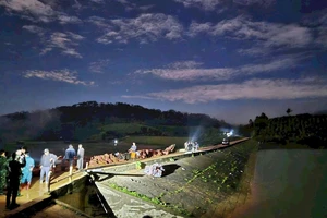 Tạm thời khống chế thành công 4 vết nứt 'tử thần' trên thân đập hồ Cay An