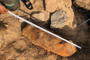 Lâm Đồng: Phát hiện quả bom gỉ hơn 80kg ở núi Tân Lai