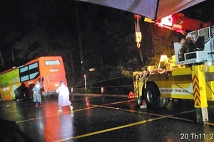 Công bố tình huống khẩn cấp về thiên tai sau sự cố đứt đôi đèo Mimosa