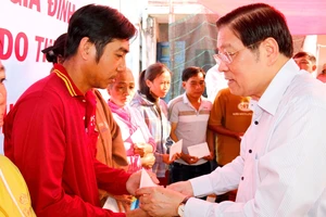 Trưởng Ban Nội chính Trung ương: Cần đề xuất giãn nợ, xóa nợ với người dân vùng lũ