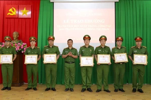 Truy kích xuyên tỉnh trong 50 giờ bắt tên cướp tiệm vàng