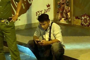 Đề nghị xét nghiệm ma túy tài xế xe bán tải kéo lê xe máy 1 km gây chết người