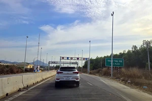 Sẽ thu phí 5 tuyến cao tốc đầu tư công từ 0 giờ ngày 2-3