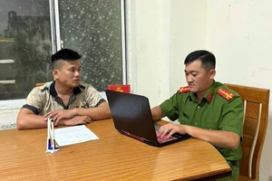 Bắt gọn đối tượng truy nã ngay sát cửa khẩu quốc tế Mộc Bài