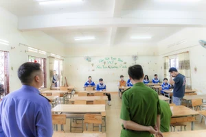 Khởi tố học sinh liên quan vụ nam sinh lớp 8 nguy kịch do bạo lực học đường