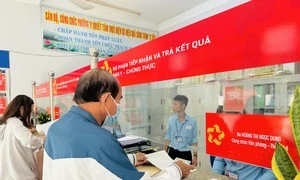 Sinh viên nhập học, người đi làm xa có phải khai báo tạm vắng mới được đăng ký tạm trú?