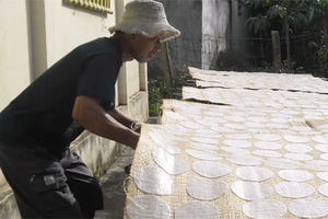 Bánh tráng Mỹ Lồng, bánh phồng Sơn Đốc