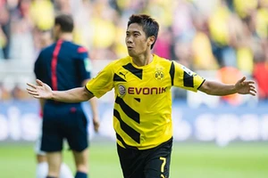 Sir Alex thừa nhận cảm thấy ‘xấu hổ’ vì thất bại với Kagawa