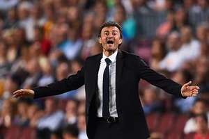 Đến tập muộn một phút, nộp phạt hơn 10 triệu đồng