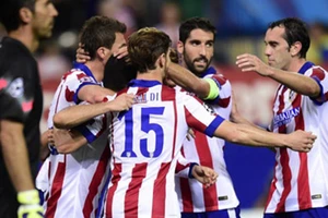  Atletico Madrid đánh bại Juventus trong trận cầu bạo lực