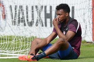 Sốc: Daniel Sturridge hưởng lương 150.000 bảng/tuần ở Liverpool