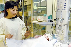 Đau xé lòng vụ sản phụ bị xe tông chết, thai nhi văng ra đường