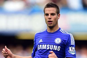 Ai là hậu vệ xuất sắc nhất Premier League?