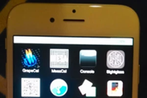 iPhone 6 nguyên bản được bán trên eBay với giá 11.100 USD