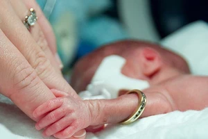 Cứ 10 trẻ thì có một trẻ sinh non