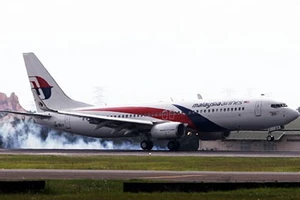 Một chiếc máy bay Malaysia Airlines buộc phải quay trở lại nơi xuất phát