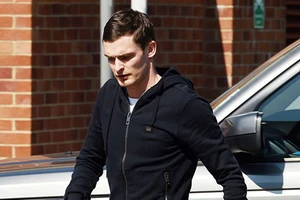 Sao Premier League hầu tòa vì ‘quan hệ’ với trẻ dưới 16 tuổi