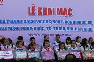 Khai mạc Hội sách hè 2015: Hội sách giá đặc biệt