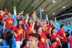 Rộn ràng Bishan trước trận 'tử chiến' U23 Việt Nam - U23 Malaysia