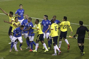 Neymar 'nổi điên', trận Brazil - Colombia kết thúc trong bạo lực