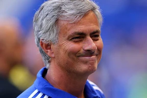 Ông chủ Chelsea chi tiền 'tấn' mua cầu thủ: Mourinho ‘há miệng mắc quai’