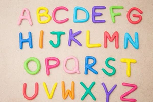 Google mua tên miền bao gồm cả bảng chữ cái