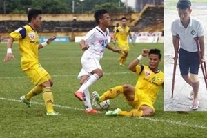 Đi xem Quế Ngọc Hải bồi thường cái chân gãy của Anh Khoa