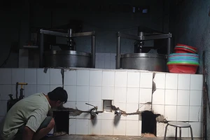 Phát hiện hơn 400 kg phụ gia thực phẩm 'bẩn'