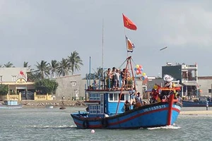 Ra quân mở biển Sa Huỳnh 