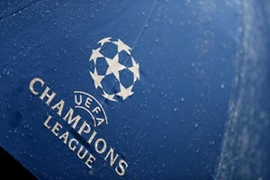 Phải chăng Champions League cần M.U hơn Leicester?