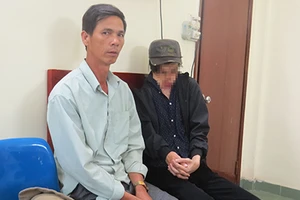 Bị biến dạng khuôn mặt vì ngã vào nồi cháo